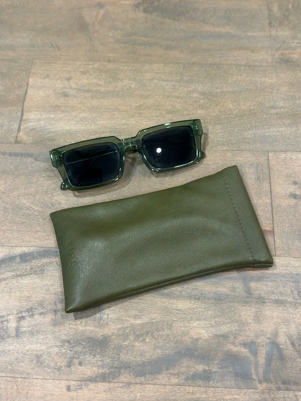 Women’s Green Rectangular Sunglasses